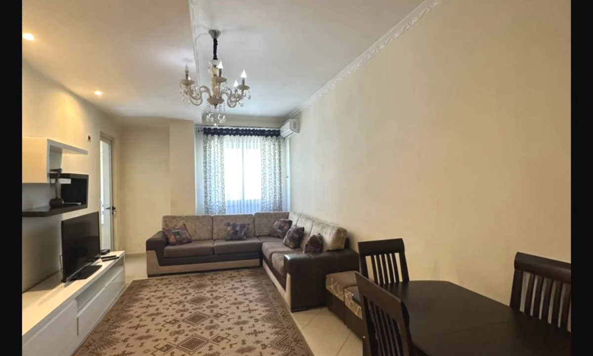 Shtepi me qera Apartament ne Tirane, 1+1, Mobilimi E mobiluar, Pagesa 420  Euro.