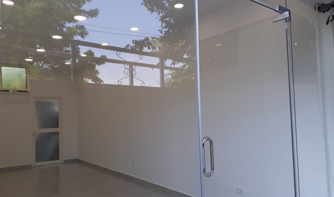 Shitet Dyqani Misto Mame 49500 Euro