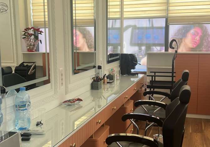 Ambient biznesi me qera 1+1 ne Tirane - 400 Euro