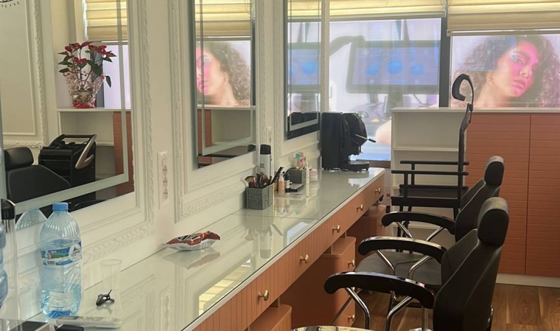 Jepet parukeri me qera Myslym Shyri 400 Euro