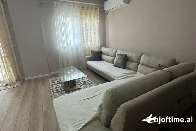Jepet me qera super apartament 2+1 Fresk 50.000 Leke 