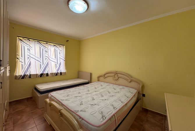 Jepet me qera super apartament 1+1 500 Euro Stadiumi Dinamo 