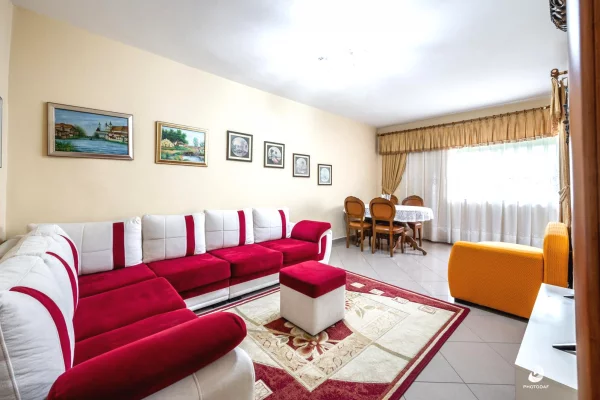 Jepet me qera super apartament 1+1  Myslym Shyri 600 Euro