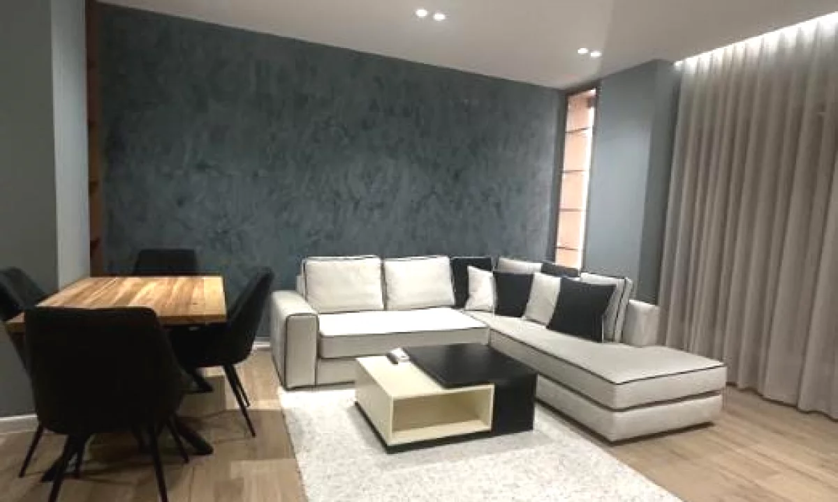 Appartamento in affitto a Tirana 1+1, Arredato