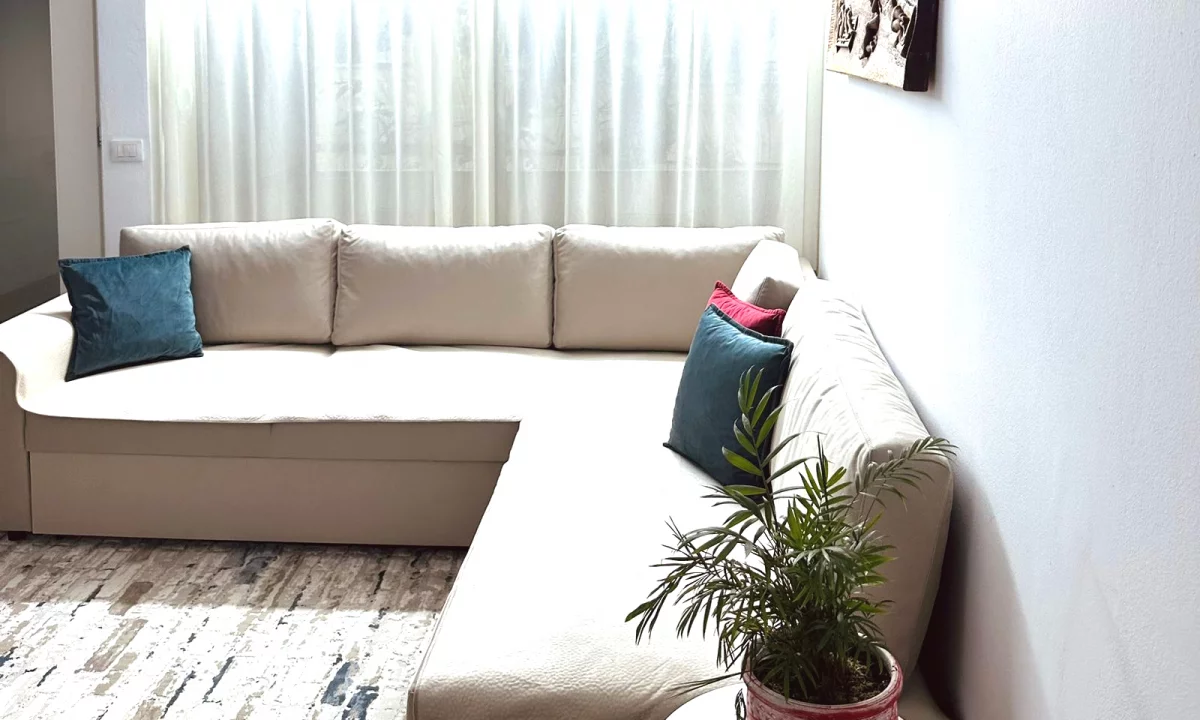 Appartamento in affitto a Tirana 1+1, Arredato