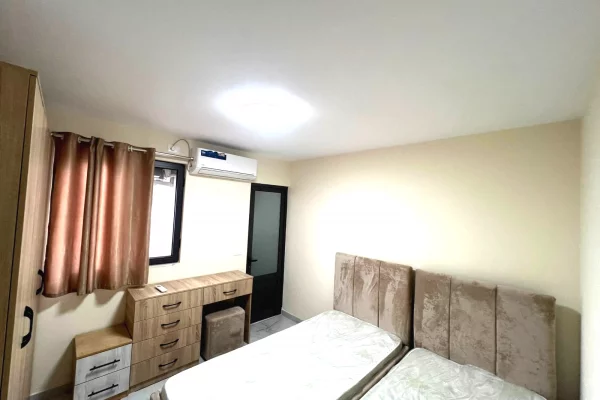 Shtepi me qera Shtepi Private ne Tirane, 1+1, Mobilimi E mobiluar, Pagesa 350  Euro.