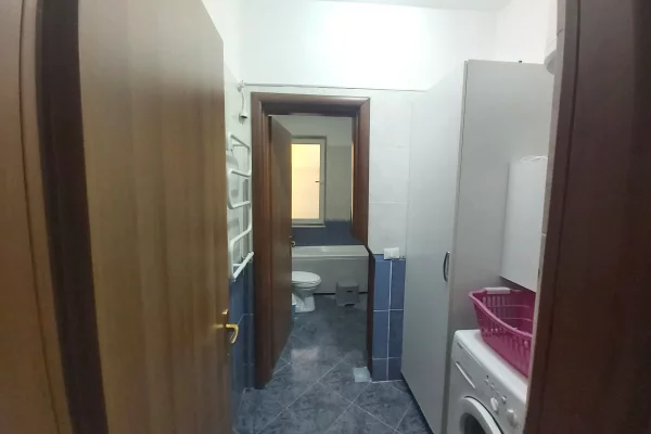 Shtepi me qera Apartament ne Tirane, 2+1, Mobilimi E mobiluar, Pagesa 600  Euro.