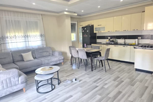 Shtepi me qera Apartament ne Tirane, 2+1, Mobilimi E mobiluar, Pagesa 500  Euro.