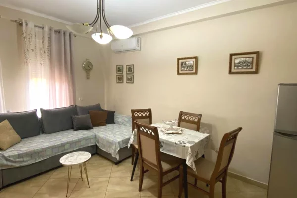 Shtepi me qera 1+1 ne Tirane - 550 Euro