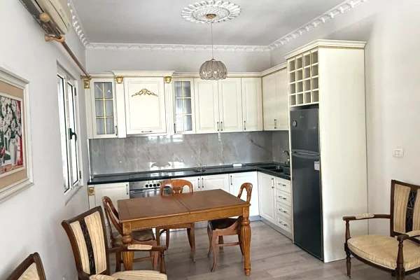 📌🏠 JEPET ME QIRA APARTAMENT 2+1 TEK RRUGA E KAVAJES, 700 MIJE LEKE