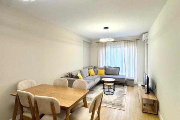 Shtepi me qera Apartament ne Tirane, 1+1, Mobilimi E mobiluar, Pagesa 60,000  Leke.