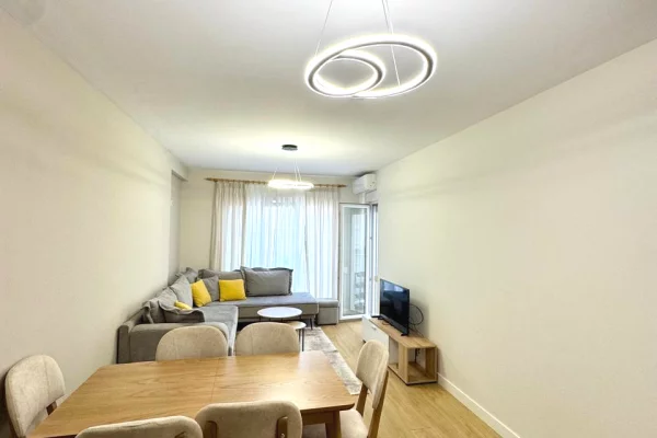 Shtepi me qera Apartament ne Tirane, 1+1, Mobilimi E mobiluar, Pagesa 60,000  Leke.