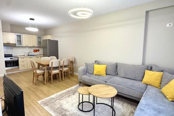🏠 APARTAMENT 1+1 PËR QIRA TEK KOMPLEKSI MAGNET NE 21 DHJETOR, 600 MIJE LEKE