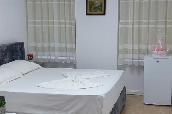 🏠 JEPET ME QIRA NJE DHOME PER AIRBNB NE QENDER TE TIRANES 📍 Në rrugë kryesore, mbrapa UFO Arkitekt