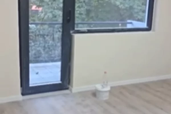🏢 JEPET ME QIRA ZYRË NE BLLOK PERBALLE PICERI ERA