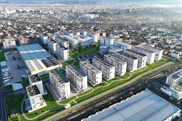 Shtepi me qera 2+1 ne Tirane - 50,000 Leke