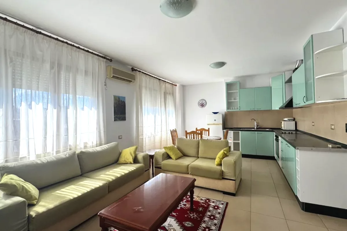 Shtepi me qera Apartament ne Tirane, 2+1, Mobilimi E mobiluar, Pagesa 70,000  Leke.