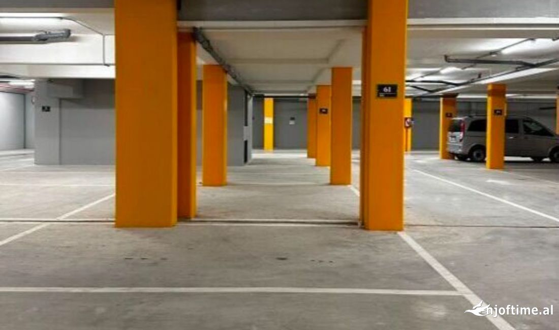 AMBIENT BIZNESI / PARKIM PER QIRA + 29 POSTE PARKIMI NE PORCELAN