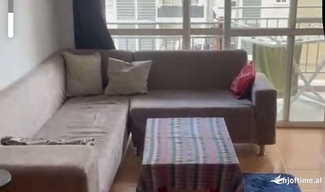 Shtepi me qera Apartament ne Tirane, 1+1, Mobilimi E mobiluar, Pagesa 430  Euro.