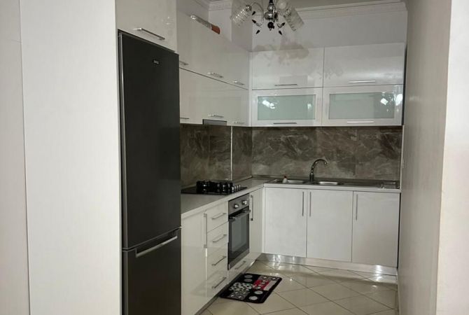 Shtepi me qera Apartament ne Tirane, 1+1, Mobilimi E mobiluar, Pagesa 400  Euro.