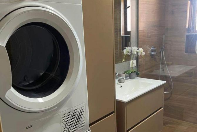 Shtepi ne shitje Apartament ne Tirane, 2+1, Mobilimi E mobiluar, Pagesa 155,000  Euro.