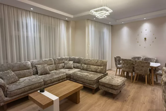 JEPET ME QIRA APARTAMENT 2+1+2-LIQENI I THATË