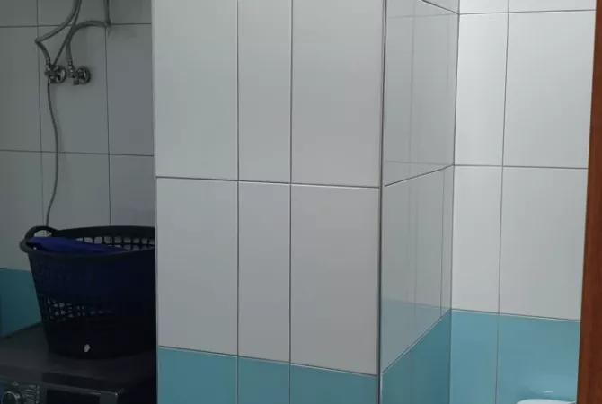 Shtepi me qera Apartament ne Tirane, 2+1, Mobilimi E mobiluar, Pagesa 450  Euro.