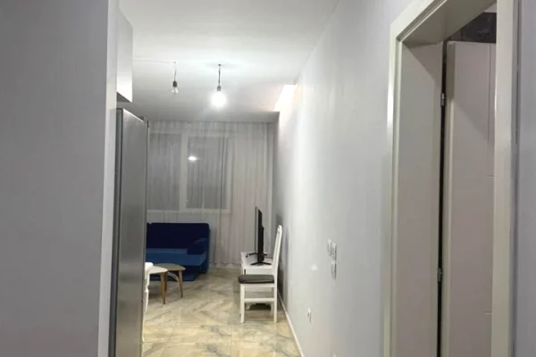 Appartamento in affitto a Tirana 2+1, SemiArredato