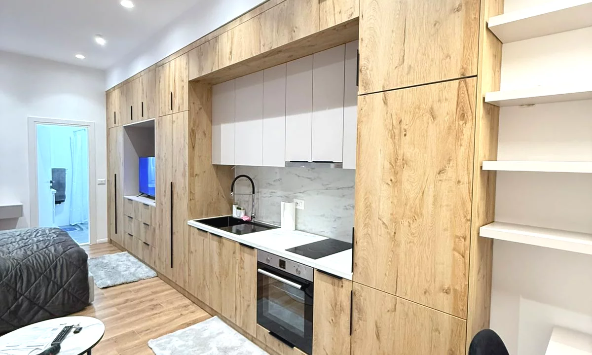 Appartamento in affitto a Tirana Garsoniere, Arredato