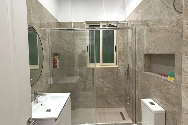 Apartment for sale in Tirana 1+1, Emty