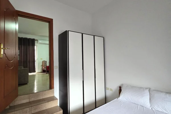 Appartamento in affitto a Tirana 1+1, Arredato