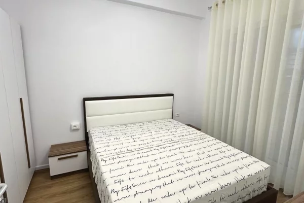 Appartamento in affitto a Tirana 1+1, Arredato