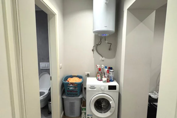 Shtepi ne shitje Apartament ne Tirane, 1+1, Mobilimi E mobiluar, Pagesa 115,000  Euro.