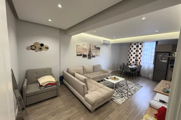 Shtepi ne shitje 1+1 ne Tirane - 115,000 Euro