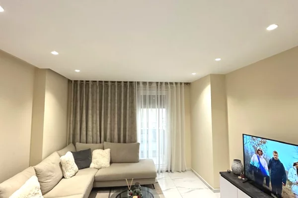 Shtepi ne shitje 2+1 ne Tirane - 210,000 Euro