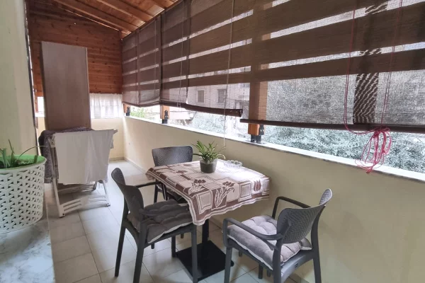 Shtepi me qera Shtepi Private ne Tirane, 2+1, Mobilimi E mobiluar, Pagesa 50,000  Leke.