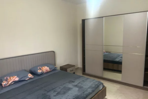Shtepi me qera Shtepi Private ne Tirane, 2+1, Mobilimi E mobiluar, Pagesa 45,000  Leke.