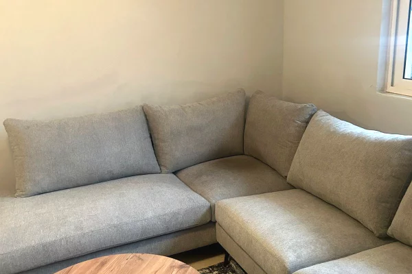 Shtepi me qera 2+1 ne Tirane - 45,000 Leke