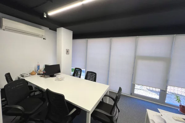 AMBIENT ZYRE ME QIRA – PAZARI I RI, TIRANE