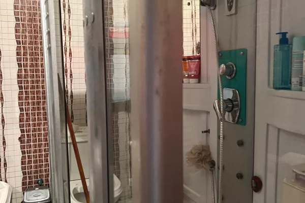 Shtepi ne shitje Apartament ne Tirane, 2+1, Mobilimi E mobiluar, Pagesa 157,950  Euro.