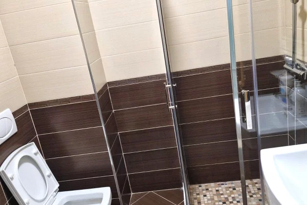 Shtepi ne shitje Apartament ne Tirane, 3+1, Mobilimi E mobiluar, Pagesa 219,000  Euro.