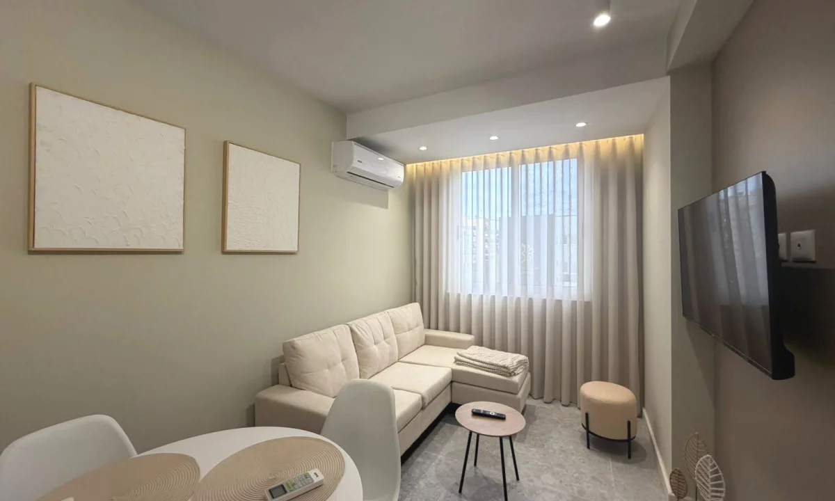 Shtepi ne shitje Apartament ne Tirane, 2+1, Mobilimi E mobiluar, Pagesa 200,000  Euro.
