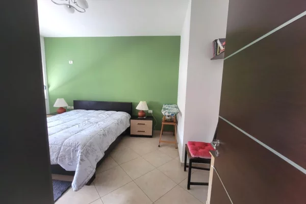 Shtepi me qera Apartament ne Tirane, 1+1, Mobilimi E mobiluar, Pagesa 500  Euro.
