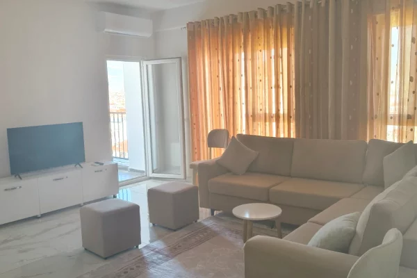 Shtepi me qera Apartament ne Tirane, 1+1, Mobilimi E mobiluar, Pagesa 550  Euro.