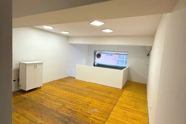 DYQAN ME QIRA – RRUGA E ELBASANIT (AFER MULLIRIT)