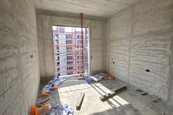 Shtepi ne shitje Apartament ne Tirane, 2+1, Mobilimi Bosh, pa mobiluar, Pagesa 178,000  Euro.