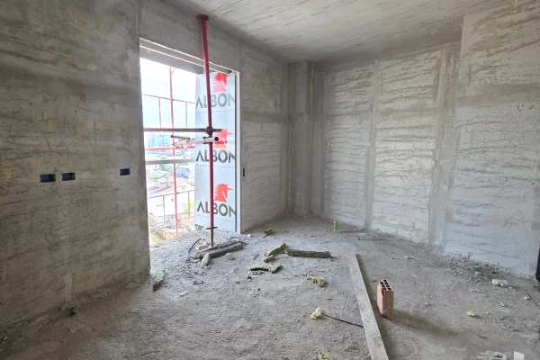 Shtepi ne shitje Apartament ne Tirane, 2+1, Mobilimi Bosh, pa mobiluar, Pagesa 178,000  Euro.