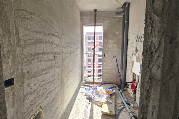 Shtepi ne shitje Apartament ne Tirane, 2+1, Mobilimi Bosh, pa mobiluar, Pagesa 178,000  Euro.