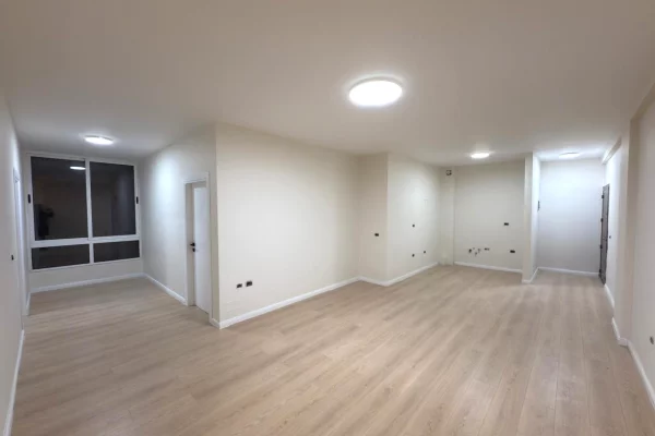 Shtepi ne shitje Apartament ne Tirane, 3+1, Mobilimi E mobiluar, Pagesa 210,000  Euro.