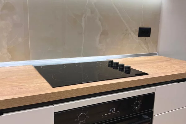 Shtepi me qera Apartament ne Tirane, 1+1, Mobilimi E mobiluar, Pagesa 600  Euro.